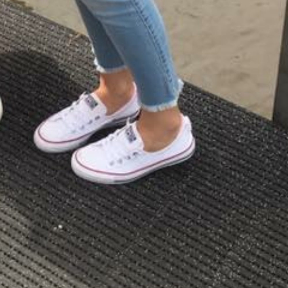 CONVERSE LOW TOPS